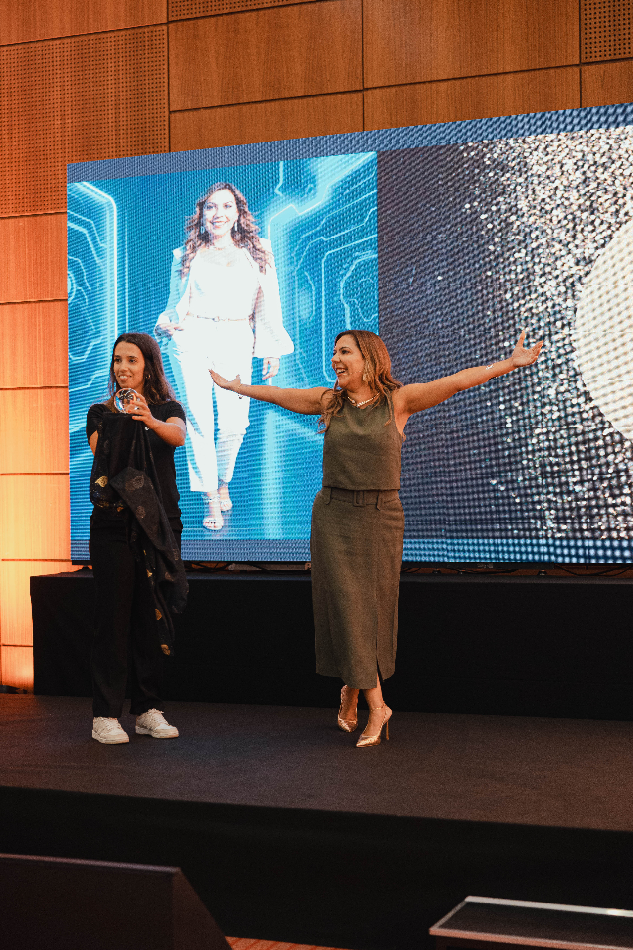 Ana Cristina Rosa on stage